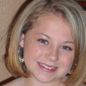 Meet your Posher, Flo